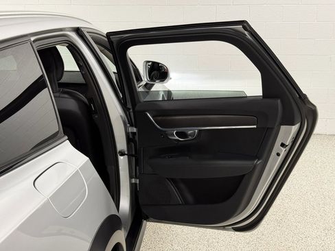 Used 2018 Volvo V90 T6 Cross Country w/ Convenience Package AWD/4WD image 54