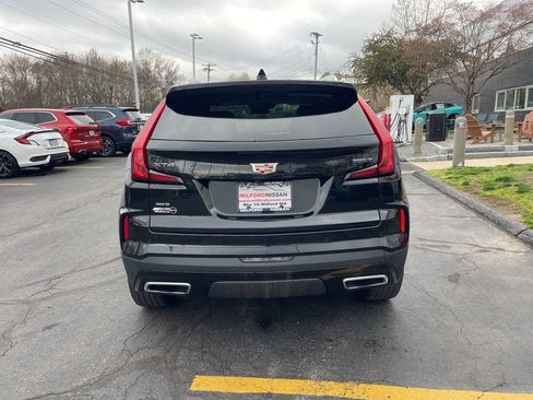 Used 2025 Cadillac XT4 Premium Luxury AWD/4WD image 4