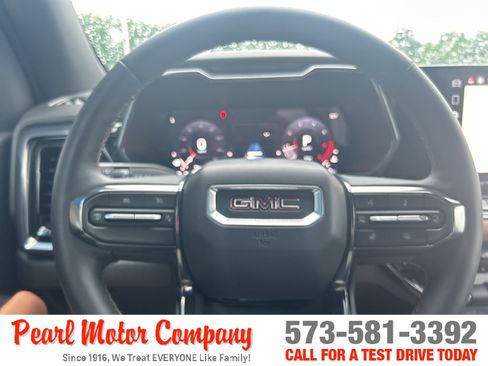 Used 2026 GMC Canyon AT4 w/ AT4 Premium Package AWD/4WD image 13