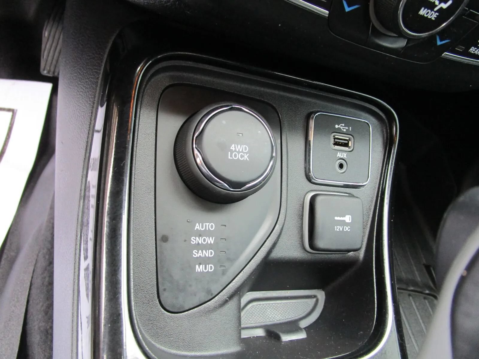 Used 2019 Jeep Compass Limited AWD/4WD image 18