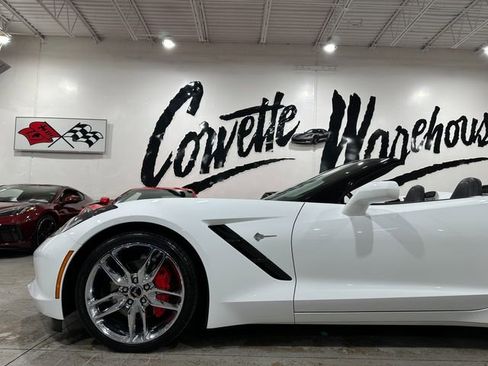 Used 2014 Chevrolet Corvette Stingray Convertible w/ 3LT Preferred Equipment Group RWD image 6