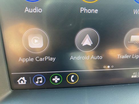 Used 2020 Chevrolet Silverado 2500 Custom w/ Custom Value Package image 17