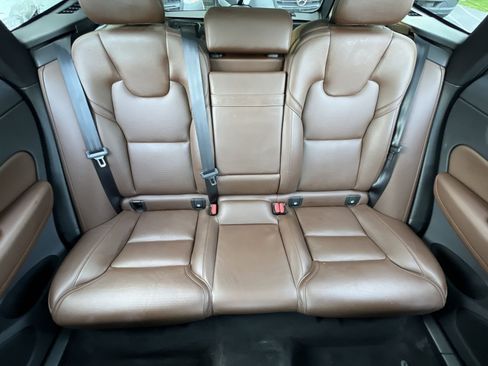 Used 2018 Volvo XC60 T5 Inscription w/ Luxury Seat Package AWD/4WD image 15