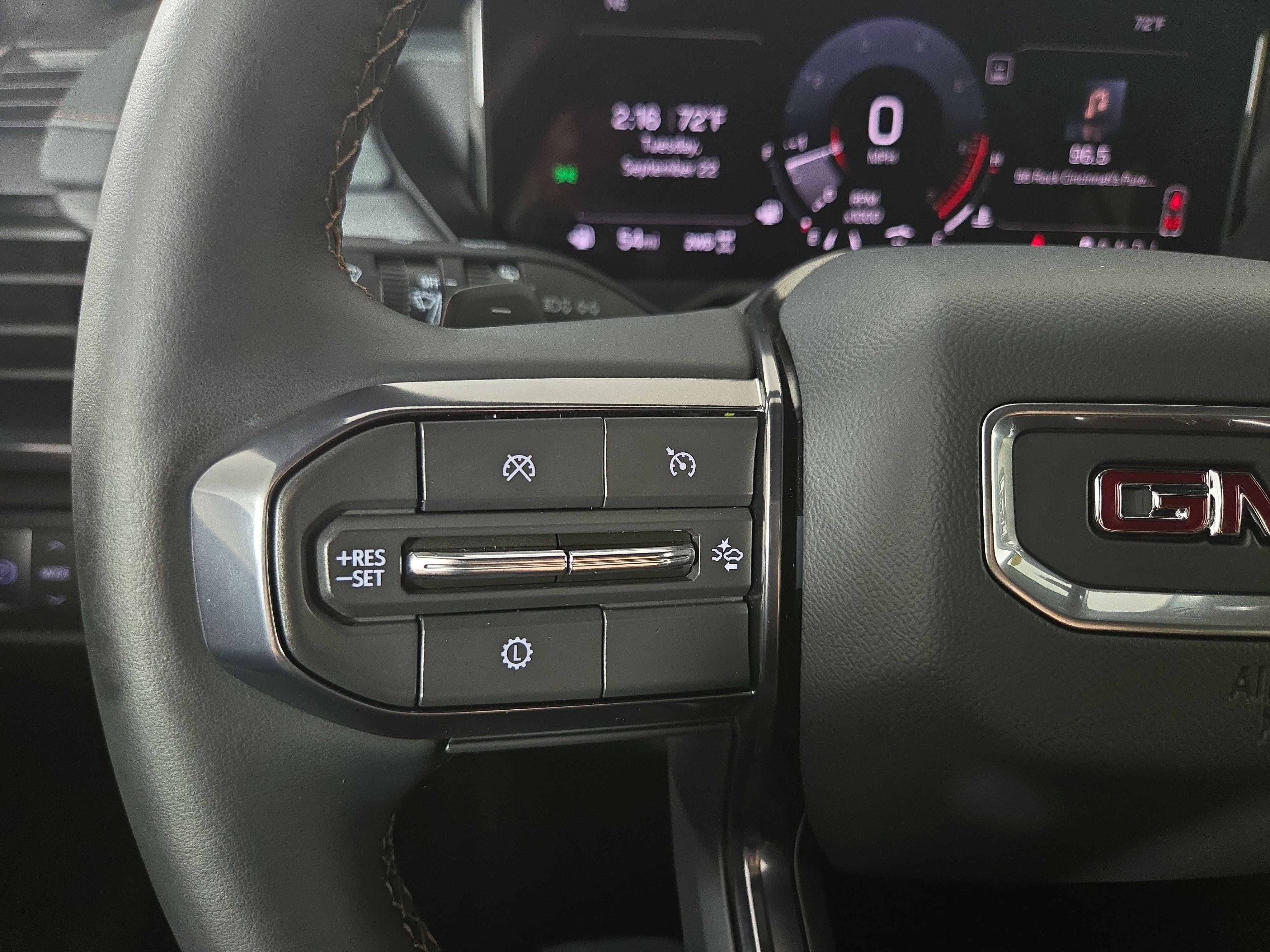 Certified 2025 GMC Acadia AT4 AWD/4WD image 16