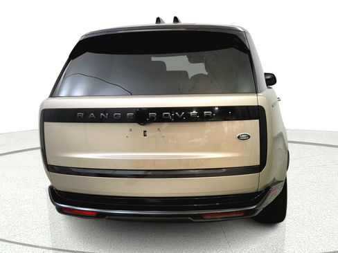 Used 2023 Land Rover Range Rover Autobiography AWD/4WD image 6