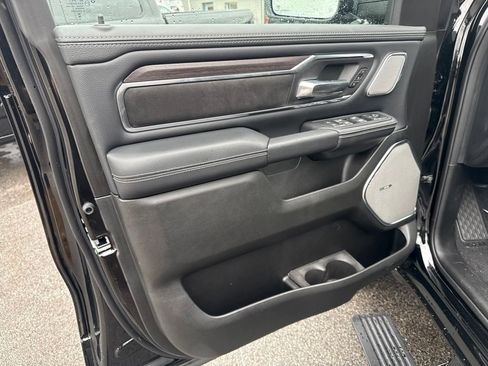 New 2027 RAM 1500 Laramie w/ Night Edition AWD/4WD image 18