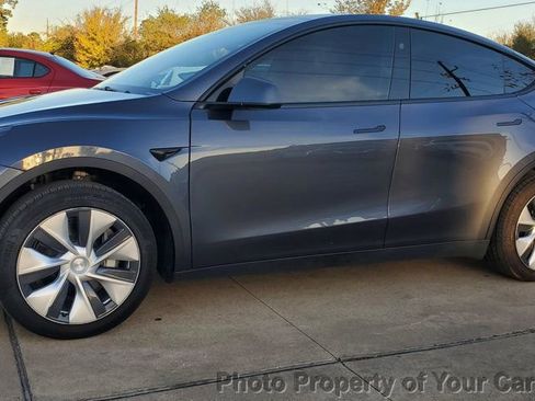 Used 2023 Tesla Model Y Long Range image 1