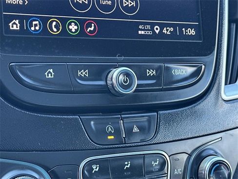 Used 2024 Chevrolet Malibu LT image 13