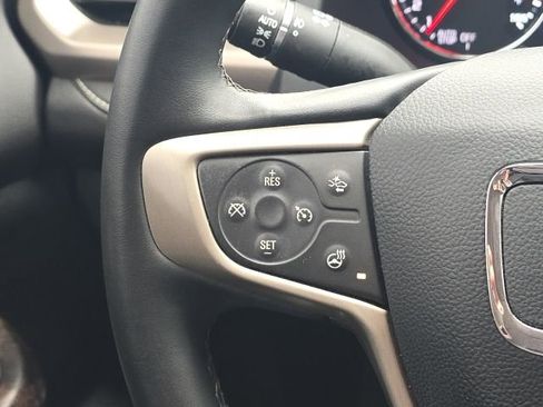 Used 2023 GMC Acadia Denali w/ Denali Technology Package image 34