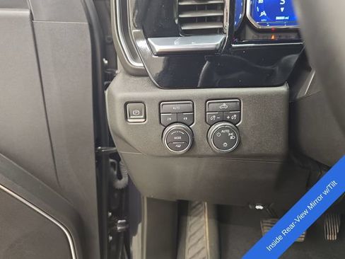 Used 2024 Chevrolet Silverado 1500 LT AWD/4WD image 32