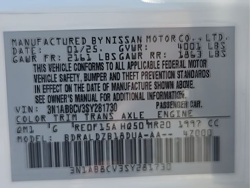 Used 2025 Nissan Sentra SV FWD image 19