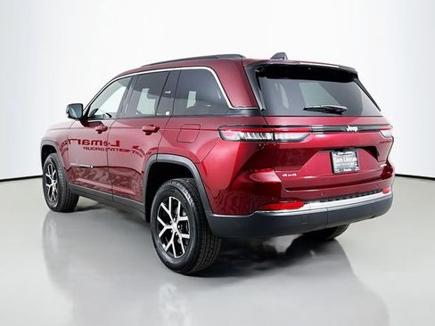 New 2025 Jeep Grand Cherokee Limited image 5
