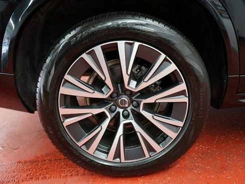 Used 2022 Volvo XC90 T6 Momentum image 55