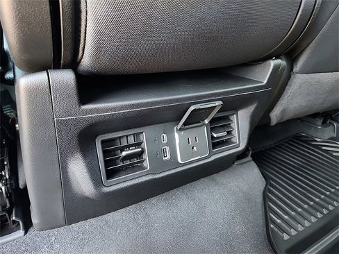 New 2026 GMC Sierra 1500 SLE w/ Preferred Package image 10