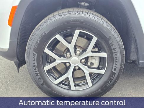 Used 2025 Jeep Grand Cherokee L Limited w/ Trailer Tow Package image 9