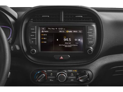 Certified 2023 Kia Soul LX w/ LX Technology Package FWD image 12
