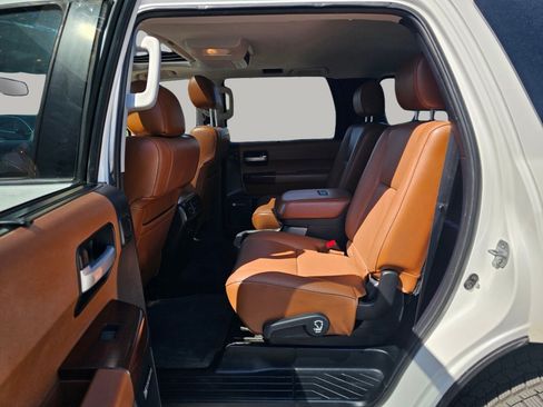Used 2016 Toyota Sequoia Platinum AWD/4WD image 24