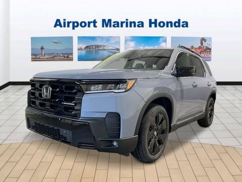 New 2026 Honda Pilot Black Edition image 1