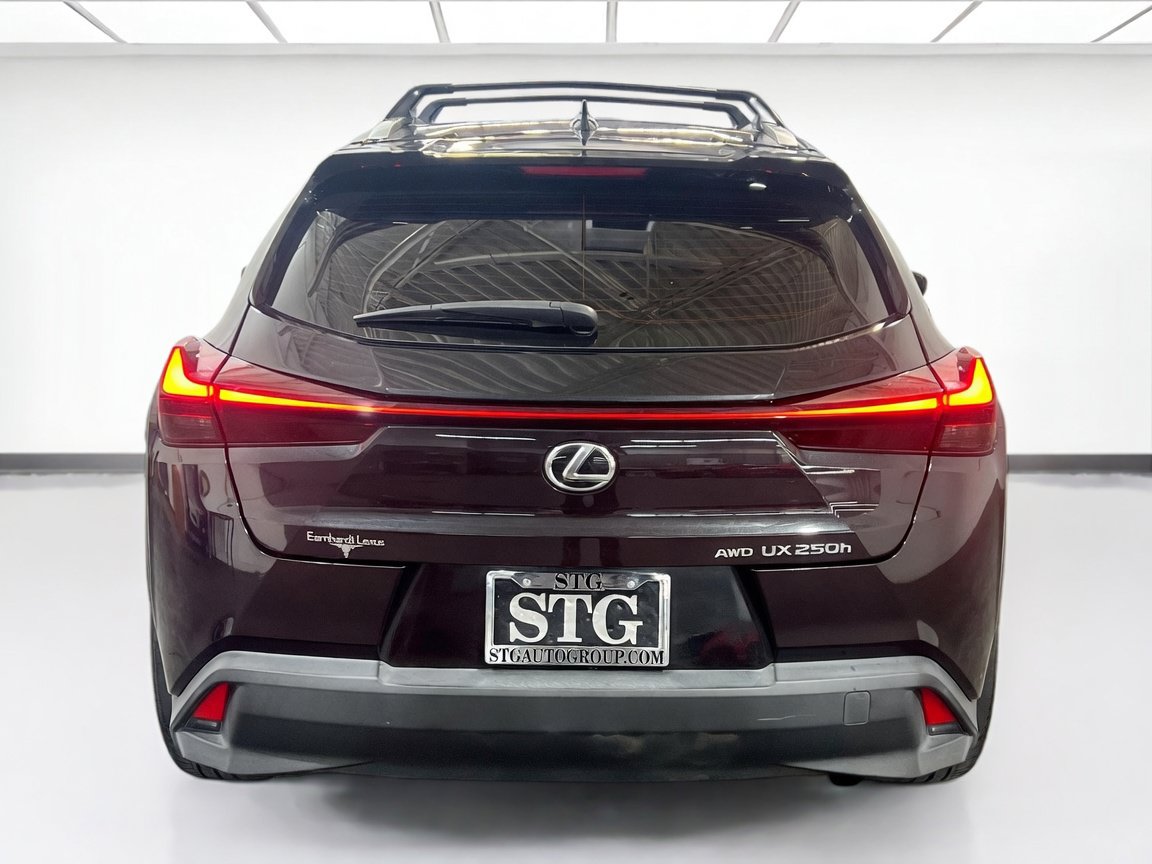 Used 2023 Lexus UX 250h AWD image 5