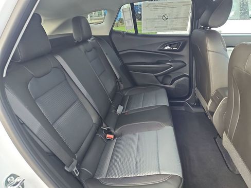 New 2026 Chevrolet Trax LT image 27