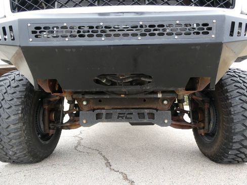 Used 2011 Chevrolet Silverado 2500 LT w/ Interior Plus Package AWD/4WD image 29