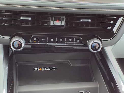 New 2025 Chevrolet Tahoe Premier image 11