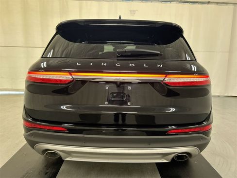 Used 2022 Lincoln Corsair AWD w/ Equipment Group 101A image 21