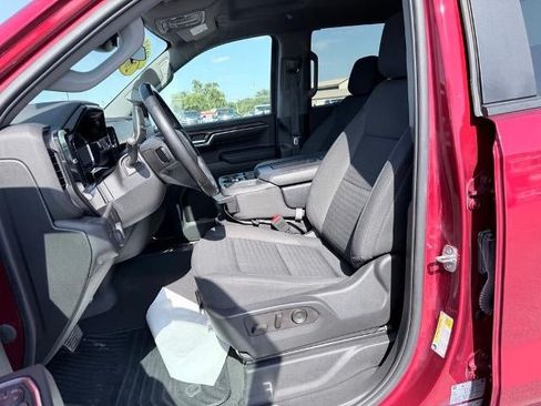 Used 2023 Chevrolet Silverado 1500 LT AWD/4WD image 9