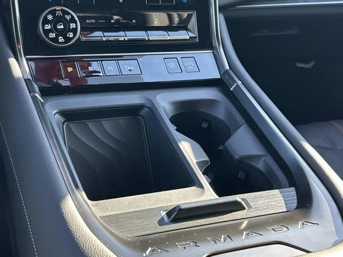 Used 2025 Nissan Armada PRO-4X image 17