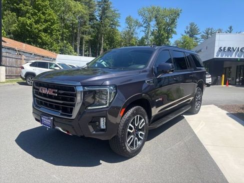 Used 2024 GMC Yukon XL AT4 AWD/4WD image 18