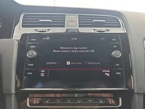 Used 2019 Volkswagen GTI Autobahn FWD image 29