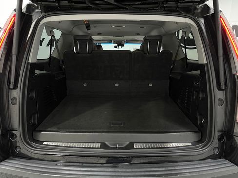 Used 2018 Cadillac Escalade ESV Luxury image 28