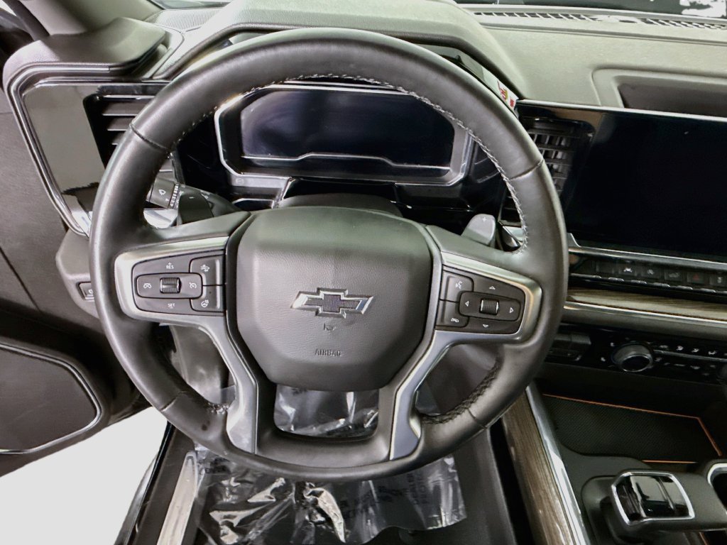 Used 2024 Chevrolet Silverado 1500 LT Trail Boss w/ Convenience Package II AWD/4WD image 20