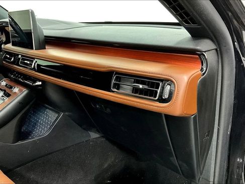 Used 2021 Lincoln Aviator Grand Touring w/ Equipment Group 302A image 19