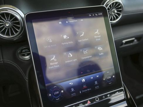 Used 2022 Mercedes-Benz SL 55 AMG 4MATIC image 27