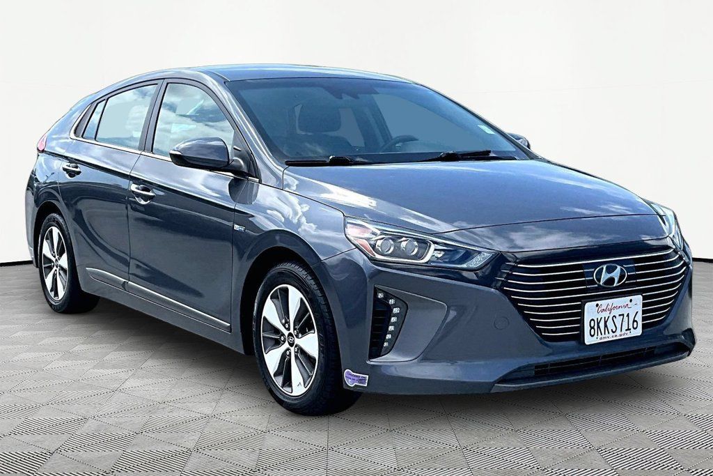 Used 2019 Hyundai Ioniq Limited FWD image 5