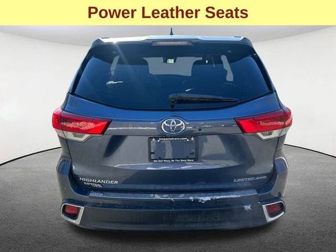Used 2018 Toyota Highlander Limited Platinum image 10