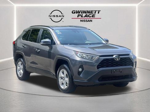 Used 2021 Toyota RAV4 XLE FWD image 24