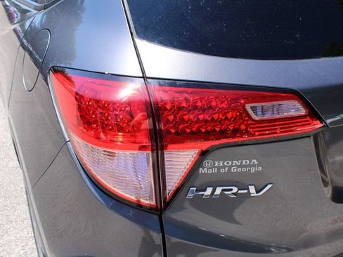 Used 2017 Honda HR-V EX image 11