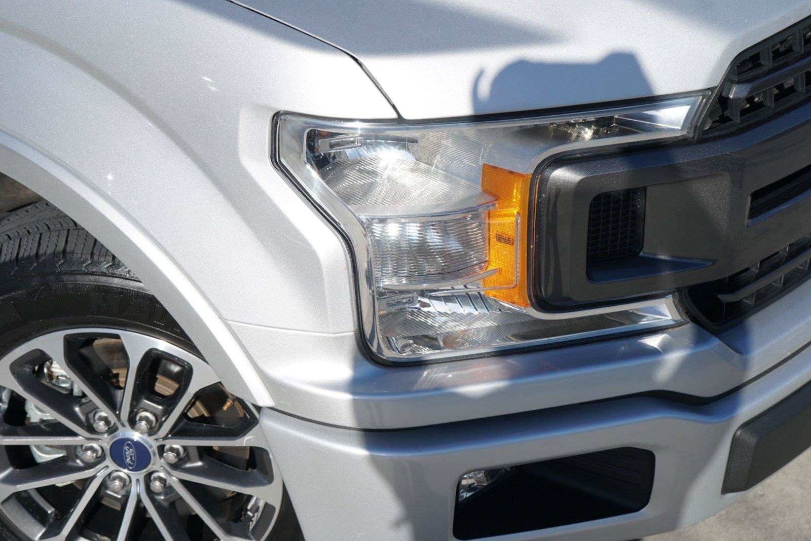 Used 2018 Ford F150 XLT w/ Equipment Group 302A Luxury RWD image 3