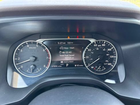Used 2023 Nissan Rogue SV AWD/4WD image 18