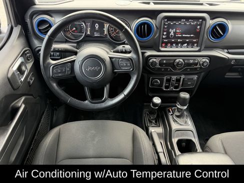 Used 2022 Jeep Wrangler Unlimited Sport w/ Sun And Sound Package AWD/4WD image 13
