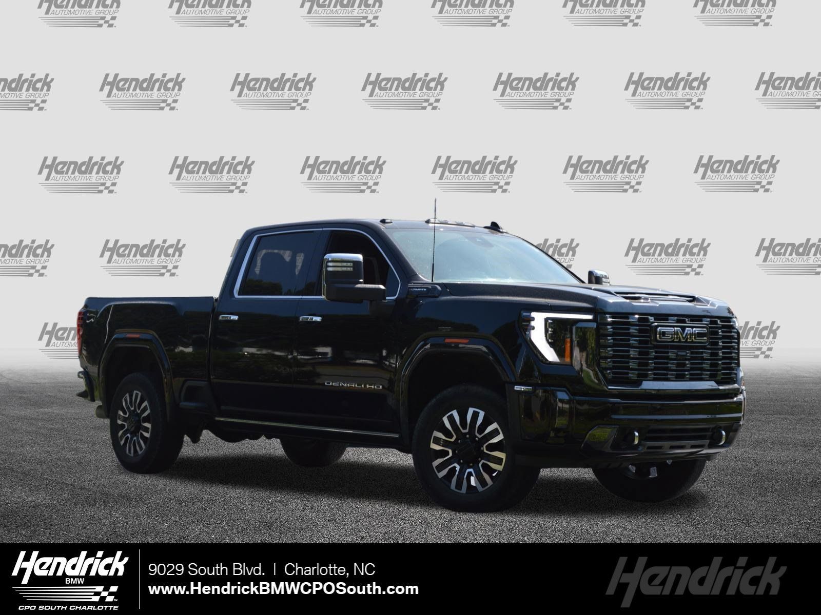 Used 2024 GMC Sierra 2500 Denali Ultimate AWD/4WD image 1