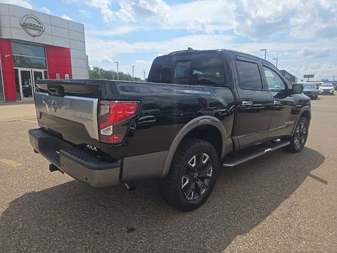 Used 2023 Nissan Titan Platinum Reserve w/ Moonroof Package AWD/4WD image 7