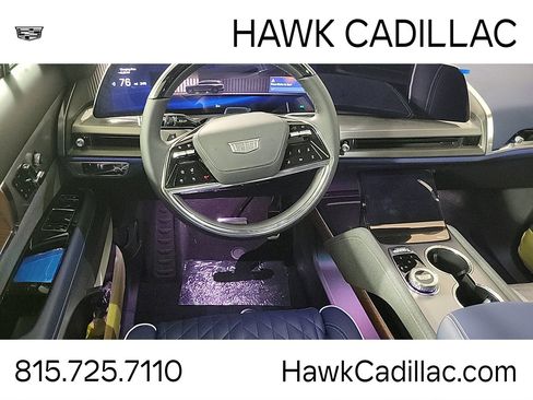 New 2026 Cadillac Vistiq Premium Luxury w/ LPO, Floor Liner Package AWD/4WD image 21