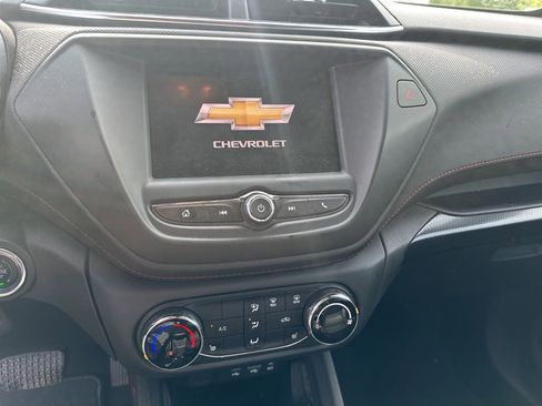 Used 2023 Chevrolet TrailBlazer RS AWD/4WD image 9