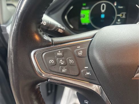 Used 2020 Chevrolet Bolt Premier w/ Infotainment Package image 19