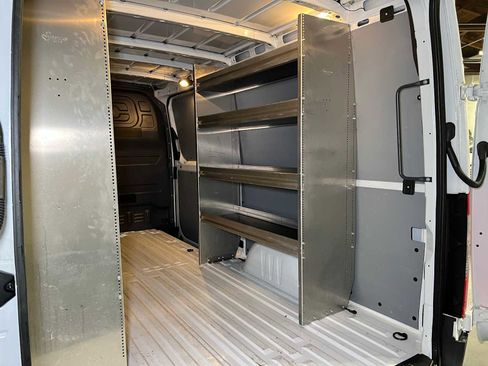 Used 2025 Mercedes-Benz Sprinter 2500 image 18