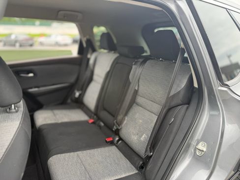 Used 2023 Nissan Rogue SV AWD/4WD image 30