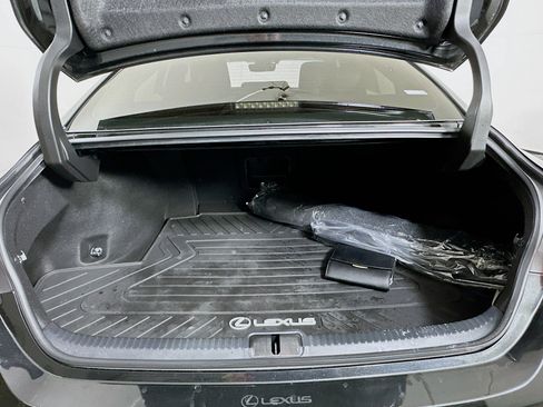 Used 2024 Lexus ES 350 w/ Premium Package image 28